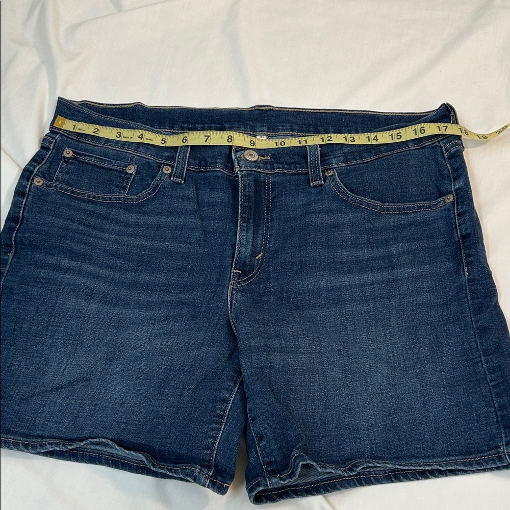 Levi's Dark Blue Denim Jean Shorts Size 31 - Picture 3 of 8